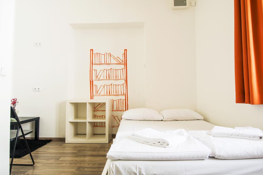 Hostel Safestay Charles Bridge Praha
