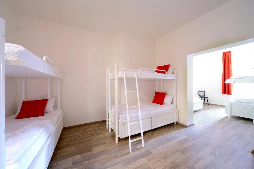 Hostel Safestay Charles Bridge Praag