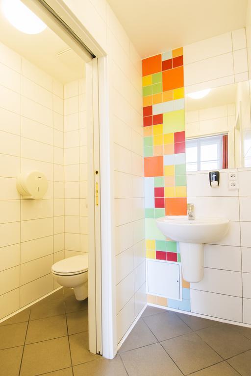 Safestay Charles Bridge Hostel *